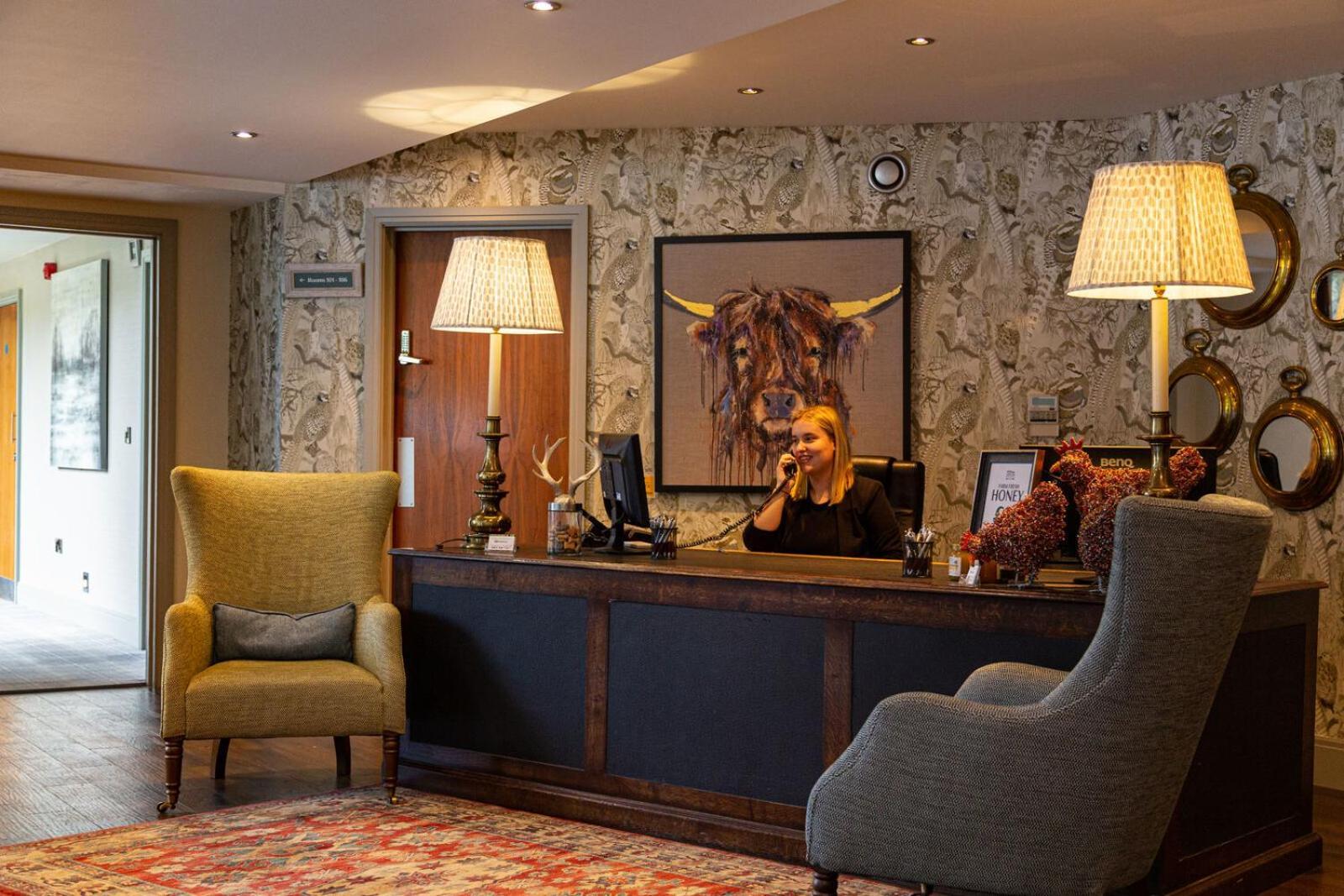 Peak Edge Hotel Chesterfield Exterior photo